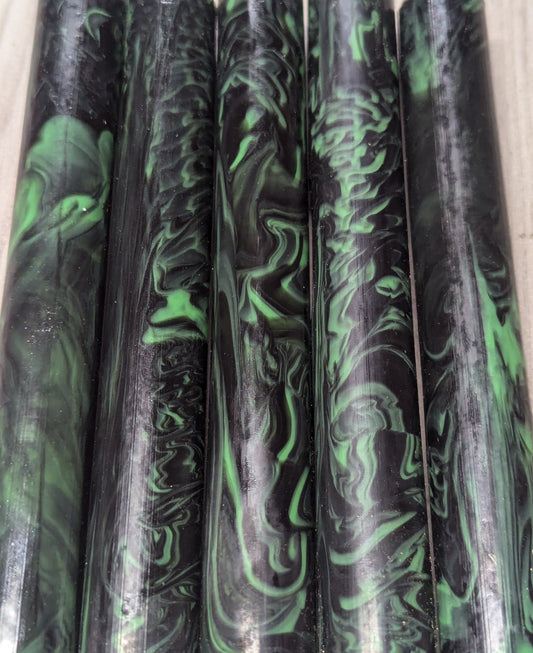 Black/Green Rod